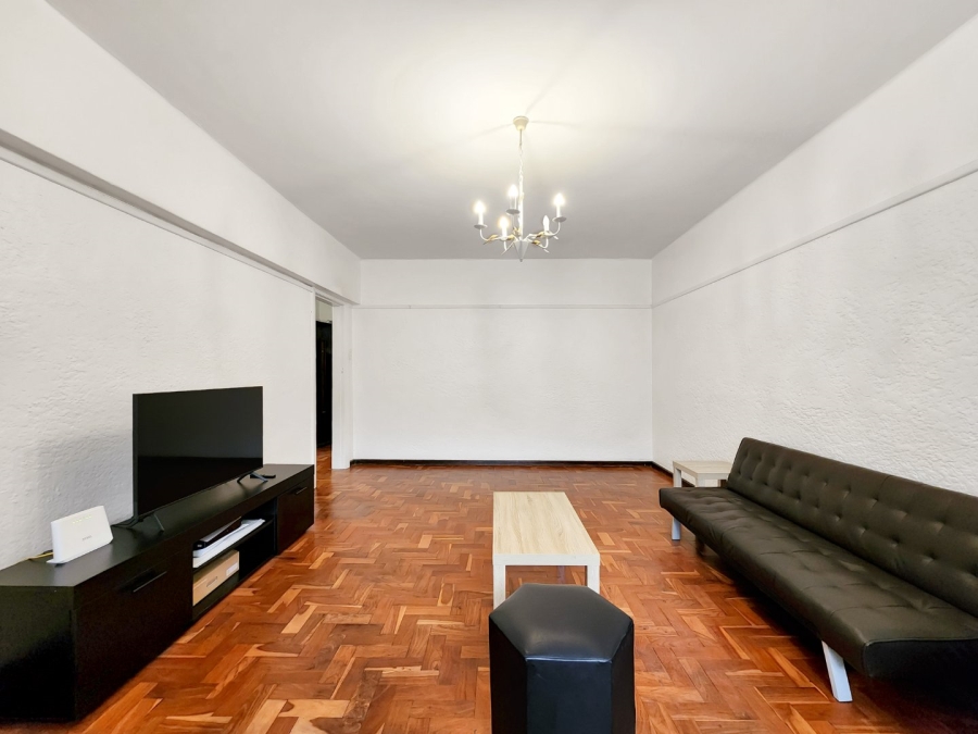 1 Bedroom Property for Sale in Sea Point Western Cape
